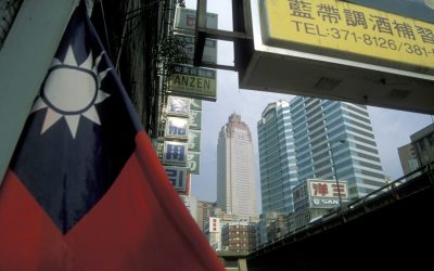 Xi Jinping o invită pe lidera opoziției din Taiwan la Beijing Președintele Chinei, Xi Jinping, a adresat o invitație liderului principalului partid de opoziție din Taiwan, Cheng Li-wun, pentru o vizită în China în luna aprilie