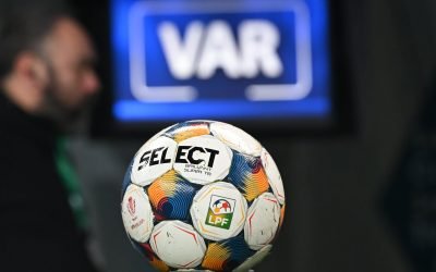 Schimbare neașteptată la FC Botoșani: Leo Grozavu, demis, Marius Croitoru, posibil înlocuitor FC Botoșani a ratat calificarea în play-off-ul SuperLigii României, iar conducerea clubului a luat o decizie surprinzătoare: antrenorul Leo Grozavu a fost demis