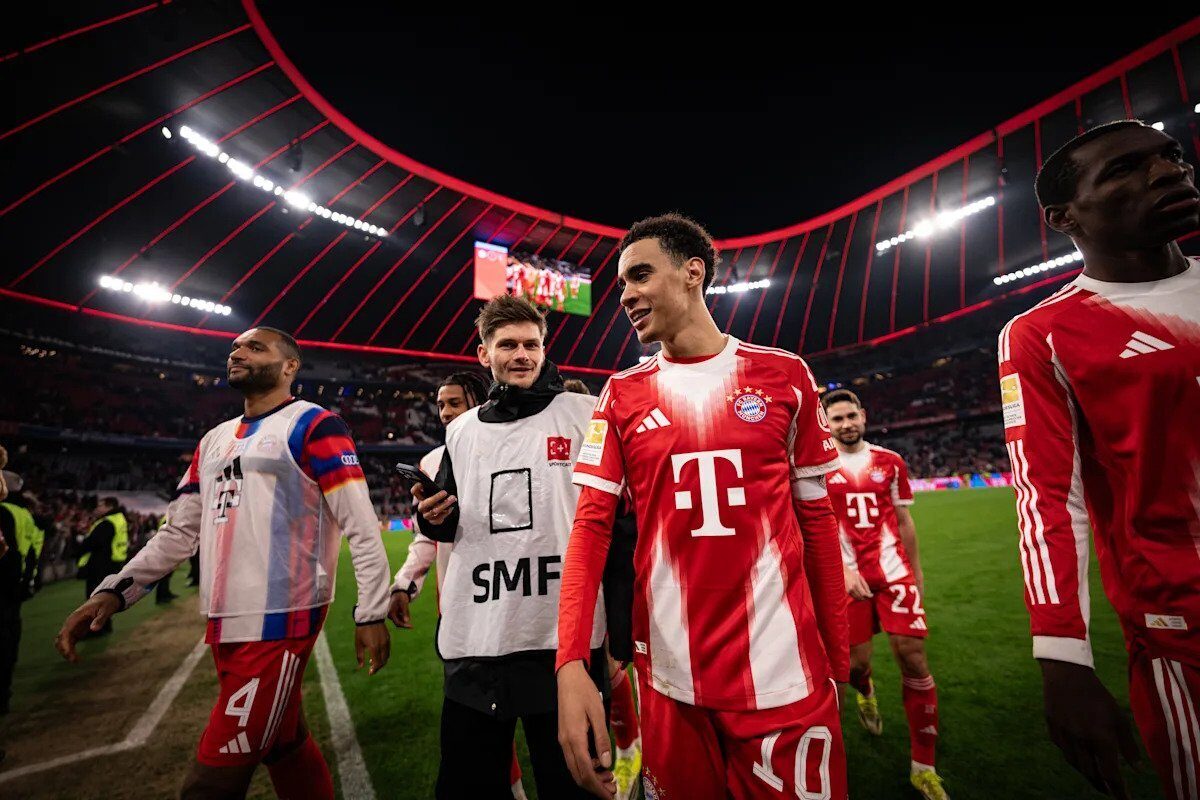 Musiala revine în forță: Bayern München îl integrează treptat pe starul german München, Germania – Jamal Musiala, tânărul star al lui Bayern München, pare să își fi revenit complet după o perioadă mai dificilă, demonstrând din nou valoarea sa pe teren