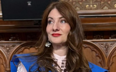 Româncă, pe primul loc la examenul de rezidențiat în Spania: Suspecții de fraudă apar după rezultatul-record Elena Bianca Ciobanu, un medic de origine română în vârstă de 41 de ani, a obținut primul loc la examenul MIR din 2026, testul național spaniol pentru admiterea la rezidențiat