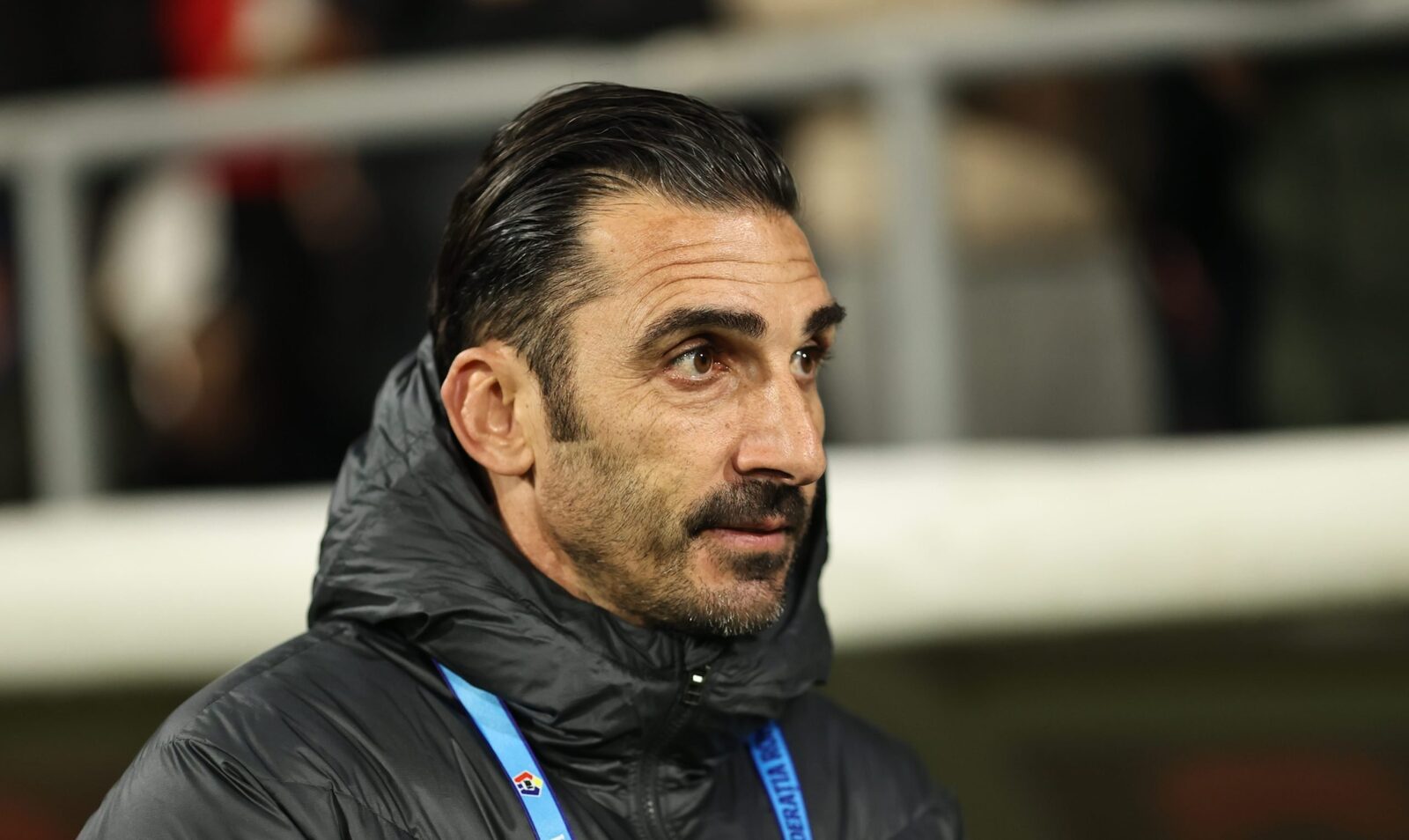 Elias Charalambous a părăsit FCSB: Emoții la plecare și un mesaj pentru Gigi Becali Elias Charalambous, fostul antrenor al FCSB, a părăsit România la scurt timp după demisia sa de la echipă, survenită în urma înfrângerii din ultima etapă a sezonului regulat