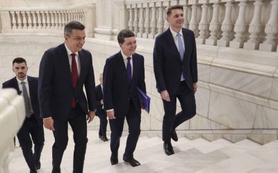 Nicușor Dan sondează coaliția de guvernare pe fondul tensiunilor și al zvonurilor despre schimbarea guvernului Președintele Nicușor Dan pare să monitorizeze cu atenție evoluțiile din cadrul coaliției de guvernare, pe măsură ce speculațiile privind o posibilă remaniere guvernamentală se intensifică