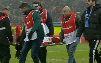 Accidentare gravă pentru dinamo: jucător transportat cu targa