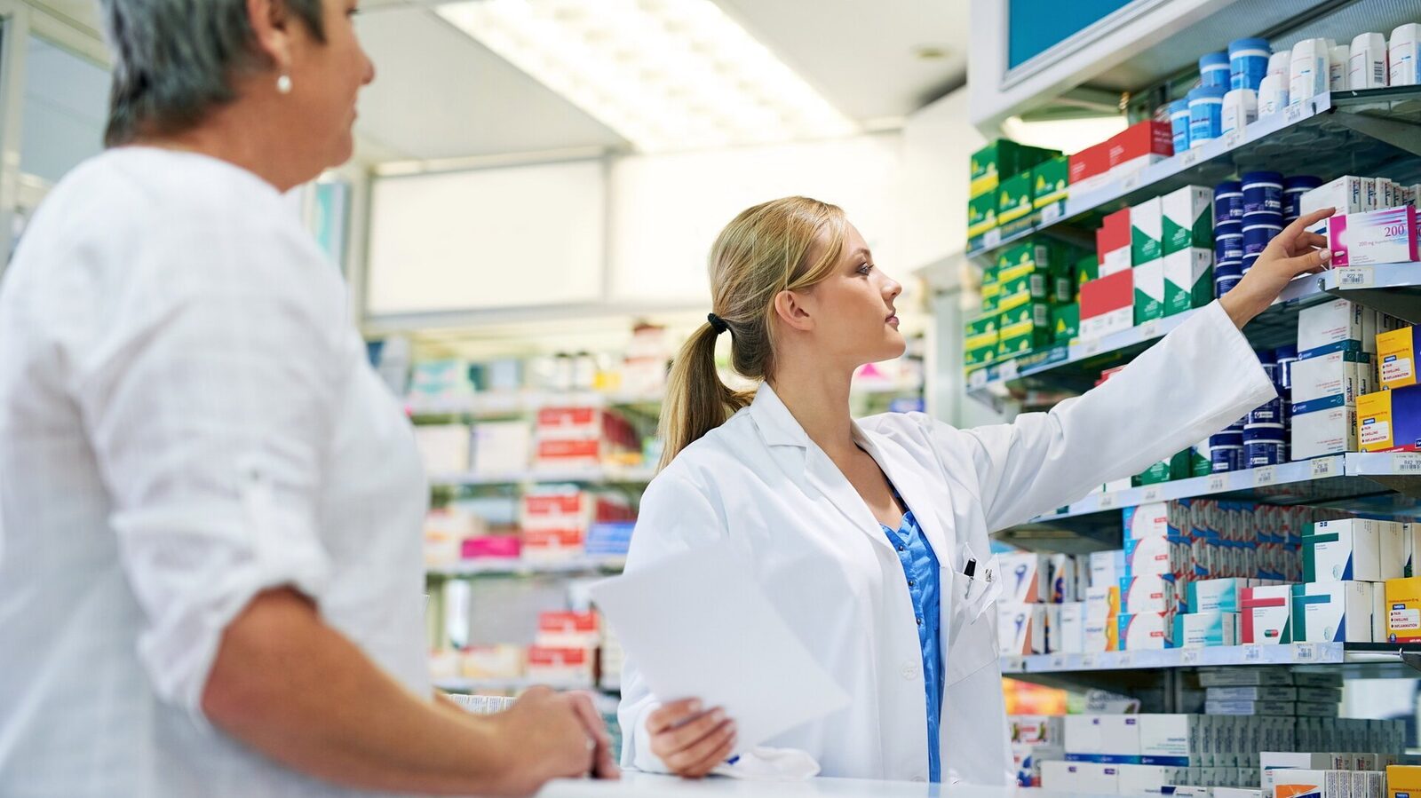 Scumpirea medicamentelor: Explicații de la ministrul sănătății Prețurile medicamentelor din România au crescut în ultimele luni, punând o presiune financiară tot mai mare pe pacienți, în special pe pensionari