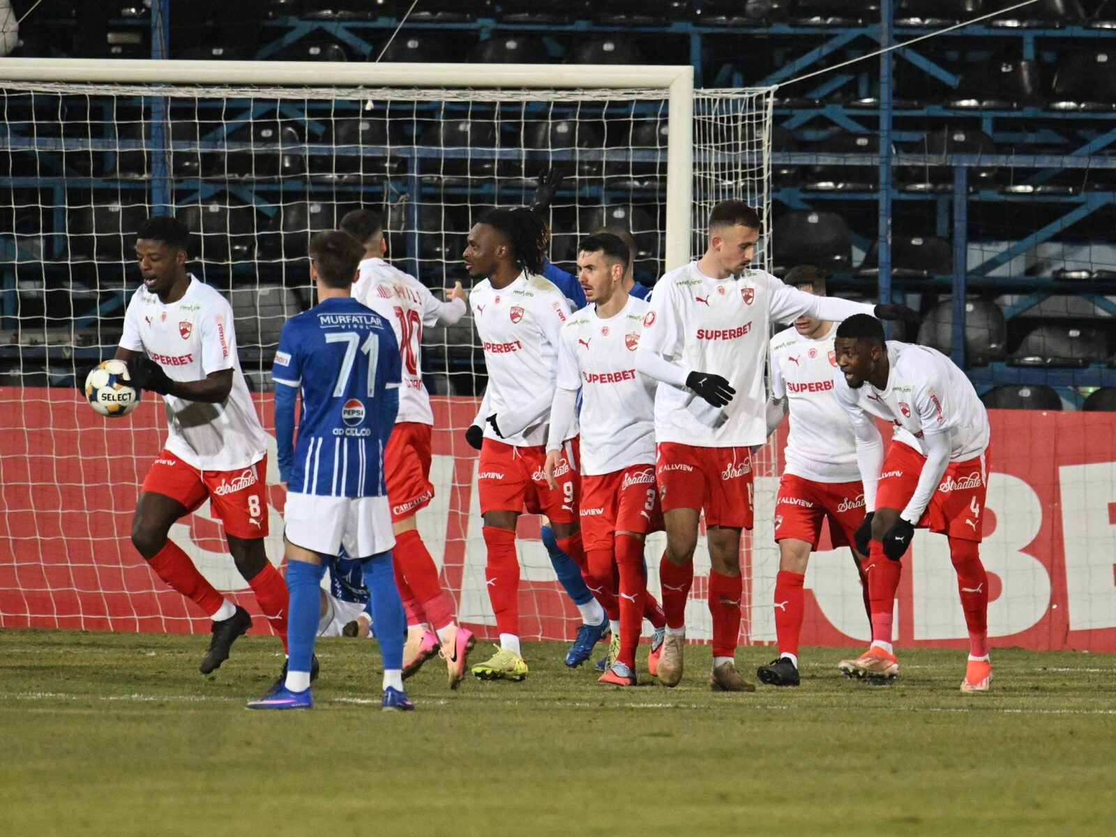 Dinamo, probleme majore: După Pușcaș și Karamoko, încă un jucător accidentat?