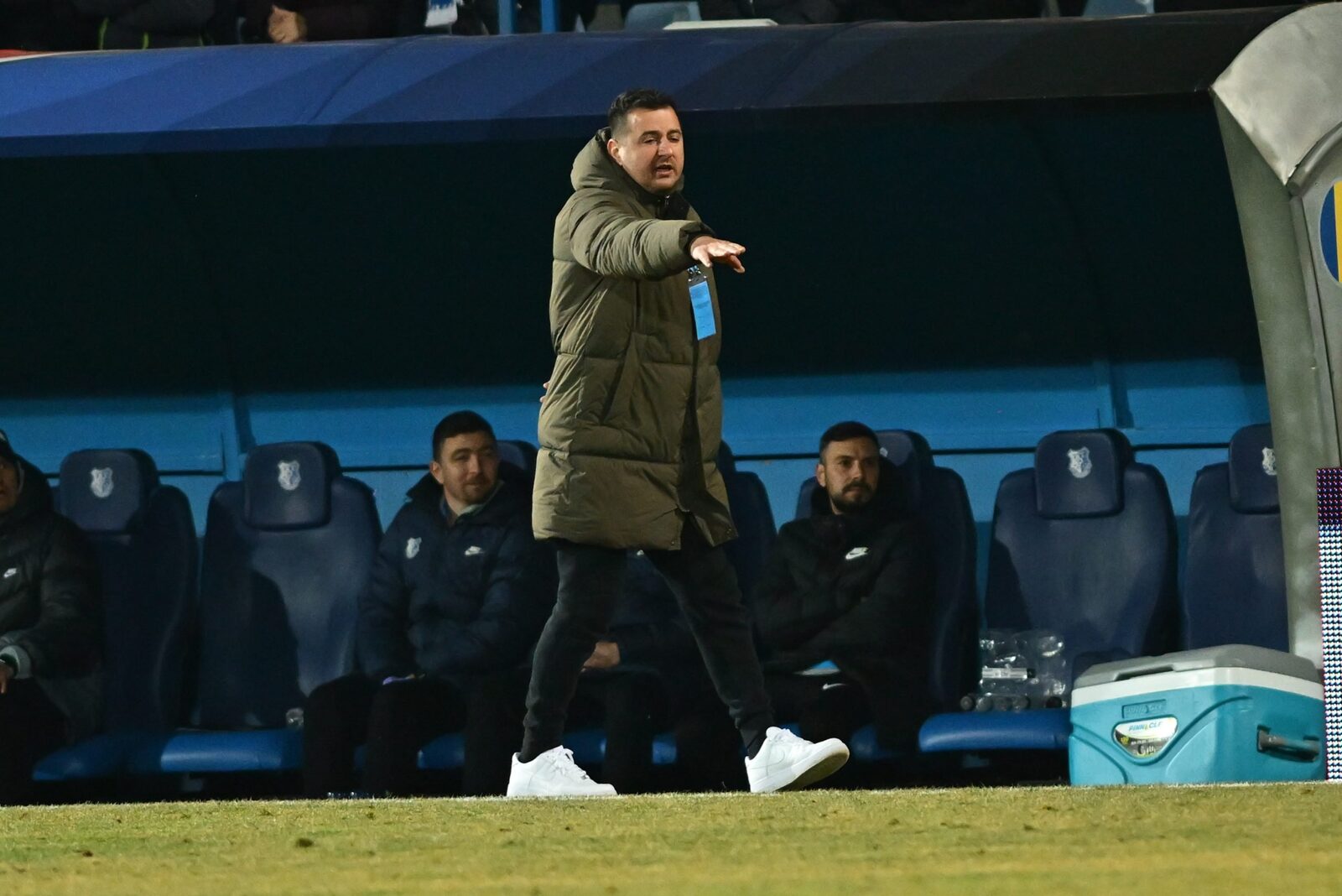 Csikszereda învinge Farul și adâncește criza clubului constănțean Csikszereda a învins Farul Constanța cu scorul de 1-0 într-un meci disputat recent, marcând al treilea eșec consecutiv pentru echipa condusă de Ianis Zicu
