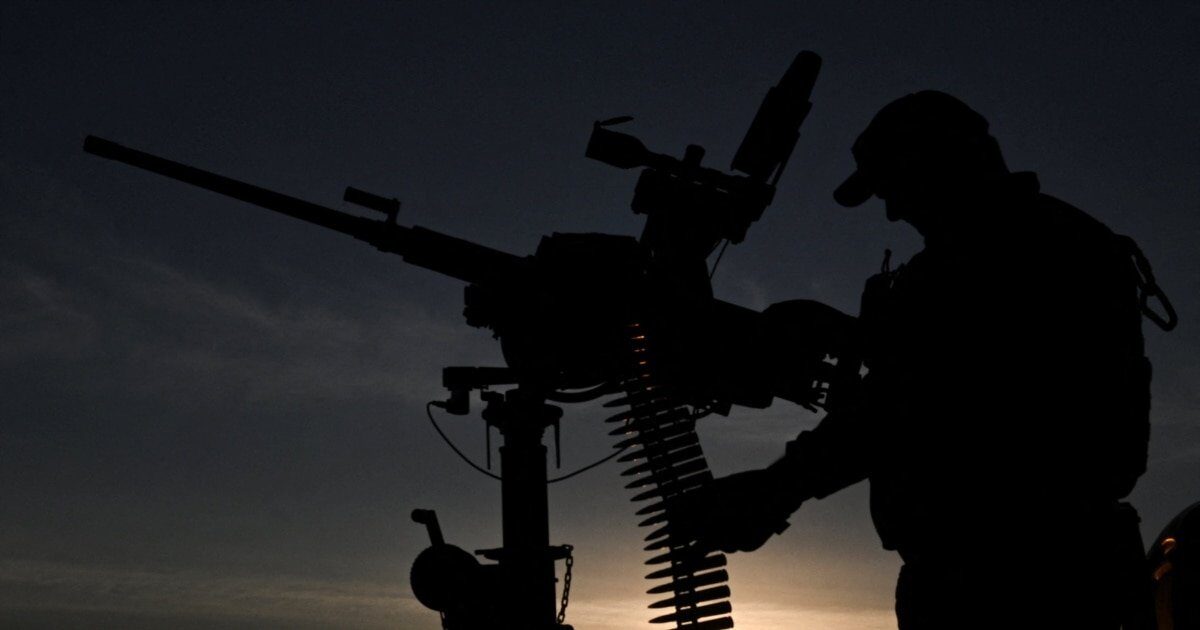 Atacuri intense în Ucraina și Rusia: O noapte marcată de confruntări Noaptea de marți spre miercuri a fost marcată de atacuri intense în Ucraina, dar și pe teritoriul Rusiei, cu o serie de bombardamente atât din partea forțelor ucrainene, cât și din partea Rusiei