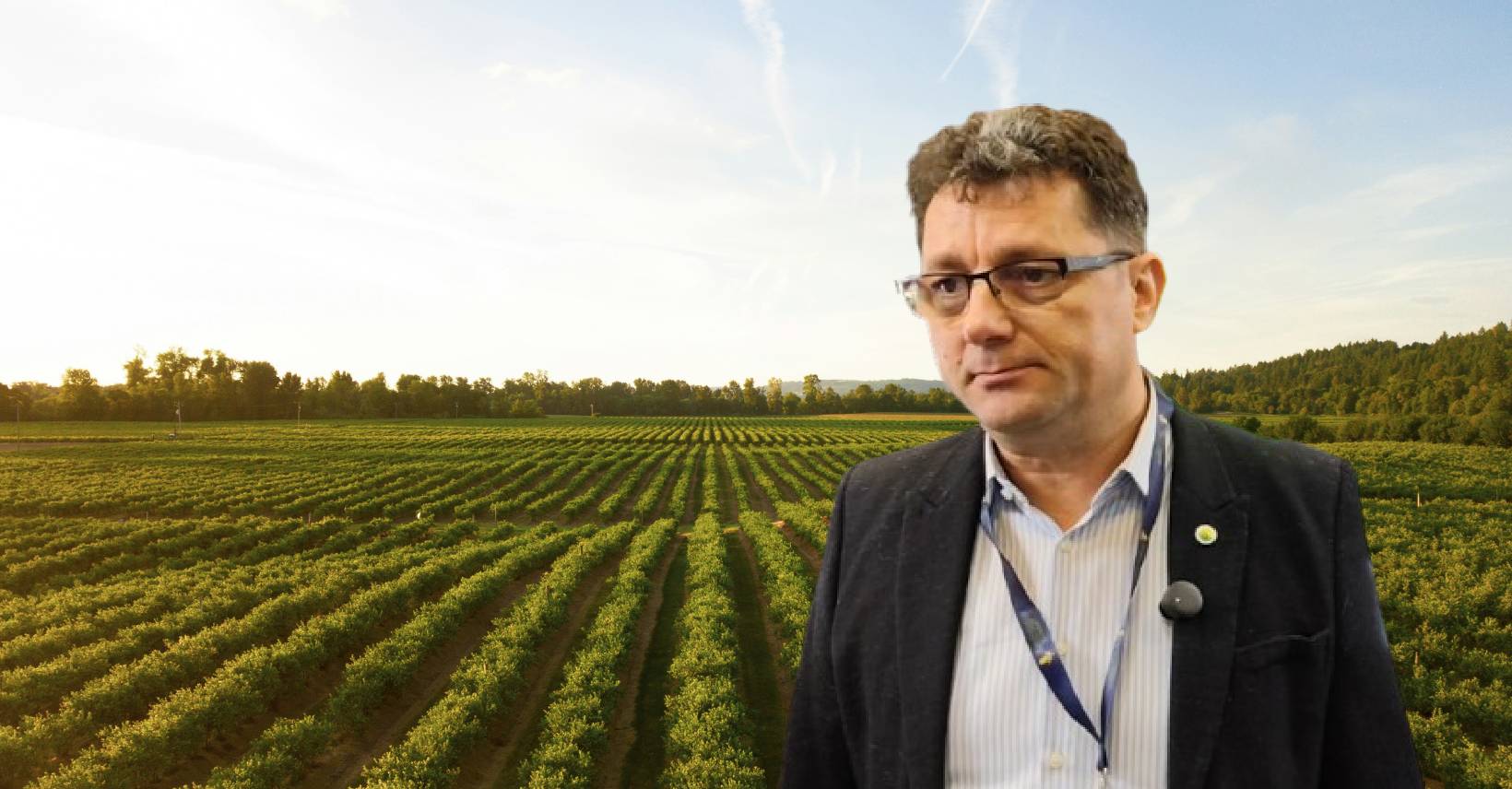 Fermierul Nicolaie Apopi: Integrarea producției și vânzarea directă, soluții pentru zootehnie Nicolaie Apopi, un fermier din județul Timiș care cultivă aproximativ 2.700 de hectare cu cereale și deține o fermă de vaci de carne din rasa Aberdeen Angus, subliniază importanța integrării producției și a vânzării directe către consumatori pentru dezvoltarea sectorului zootehnic