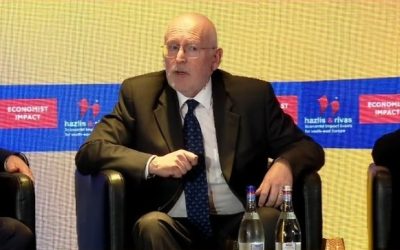Timmermans: Europa trebuie să-și construiască suveranitatea energetică Fostul vicepreședinte al Comisiei Europene pentru Pactul Verde European, Frans Timmermans, a declarat marți, la București, în cadrul unei conferințe organizate de The Economist, că Uniunea Europeană trebuie să își asigure propria suveranitate energetică