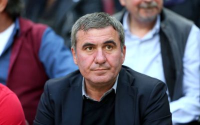 Lucescu, forțat să cedeze banca tehnică a României; Gane interimar, Hagi, favorit pentru înlocuire Mircea Lucescu nu va mai conduce naționala României în meciul amical cu Slovacia, programat în perioada următoare