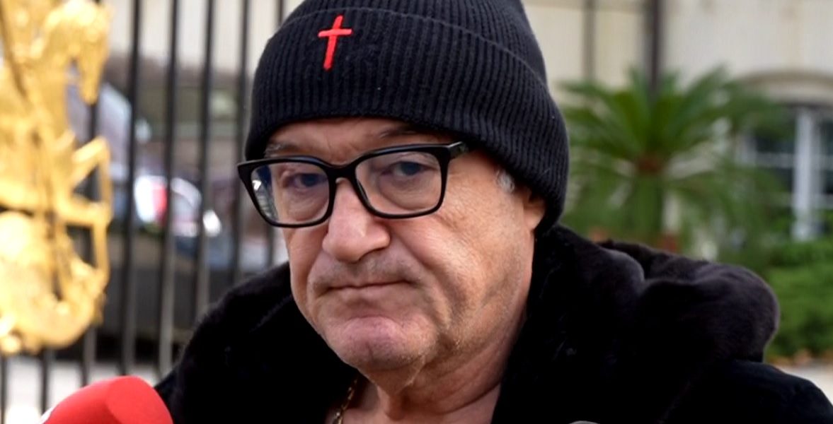 Gigi Becali, patronul FCSB, are parte de o perioadă mai dificilă, după ce a pierdut temporar sprijinul șoferului și omului său de încredere, Ionuț Luțu