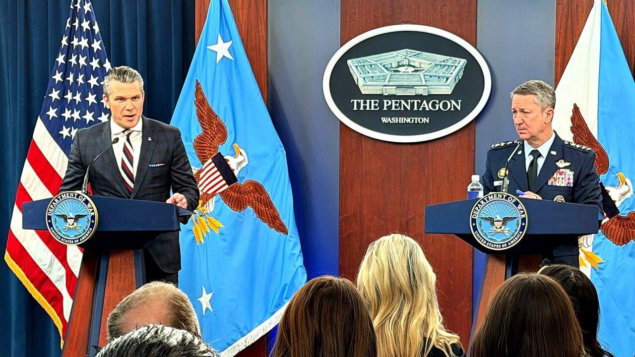 Submarin american scufundă o navă iraniană, anunță Pentagonul Un submarin al Statelor Unite a scufundat o navă de război iraniană printr-o torpilă, marcând prima scufundare a unei nave inamice de acest fel de la cel de-al Doilea Război Mondial