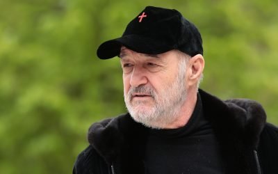 FCSB, în play-out după un nou eșec usturător FCSB traversează o perioadă dificilă, cu un final de sezon regulat dezamăgitor, încheiat cu o înfrângere categorică, scor 1-3, în fața celor de la U Cluj