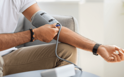 Hipertensiunea, o amenințare tăcută pentru milioane de români Hipertensiunea arterială, cunoscută și sub numele de „ucigașul tăcut”, reprezintă o problemă majoră de sănătate publică, afectând o proporție semnificativă din populația adultă din România