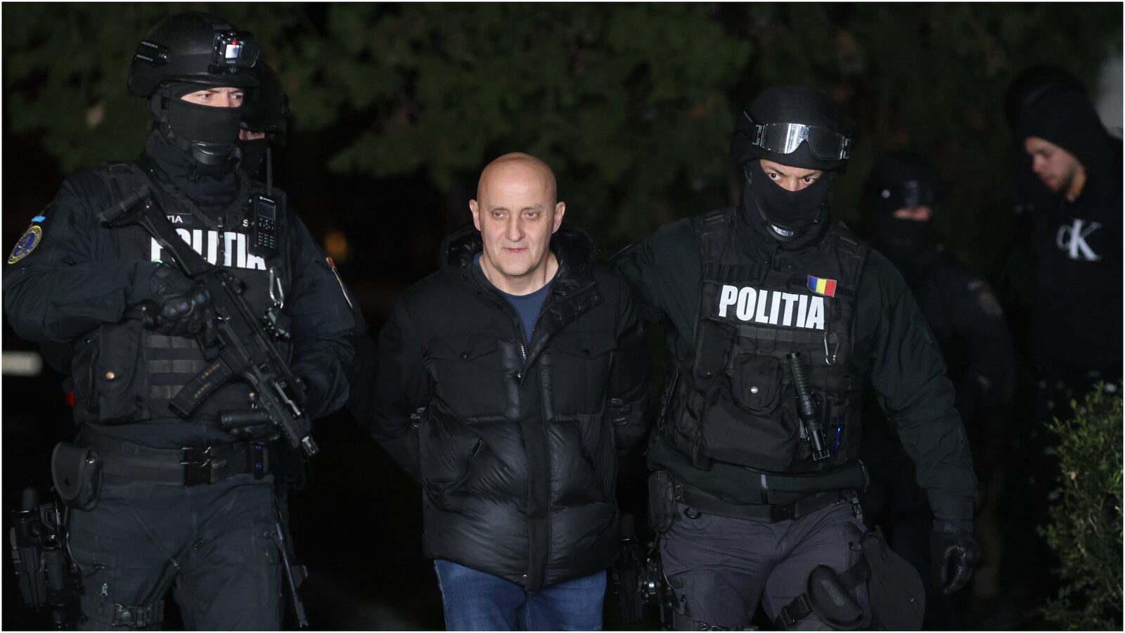Probe cheie scoase din dosarul Potra-Georgescu: 17 declarații ale martorilor sunt anulate Curtea de Apel București a exclus 17 declarații ale unor martori din dosarul în care Călin Georgescu și Horațiu Potra sunt acuzați de acțiuni împotriva ordinii constituționale
