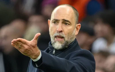 Tottenham Hotspur, în căutarea disperată a victoriei, întâmpină Crystal Palace într-un derby londonez crucial Tottenham Hotspur se pregătește pentru un nou meci pe teren propriu, joi seară, împotriva lui Crystal Palace, într-un duel care ar putea adânci criza de rezultate a echipei