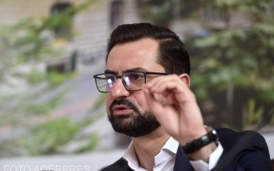 Adrian Chesnoiu, fostul ministru al Agriculturii, a fost condamnat la închisoare Fostul ministru al Agriculturii, Adrian Chesnoiu, a fost condamnat miercuri de Înalta Curte de Casație și Justiție la patru ani de închisoare cu executare