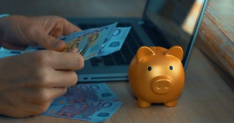 EIF lansează un nou fond de investiții de 15 miliarde de euro pentru companiile europene de tehnologie Fondul European de Investiții (EIF) a lansat o nouă inițiativă, cu un buget impresionant de 15 miliarde de euro, destinată să impulsioneze dezvoltarea companiilor europene de tehnologie