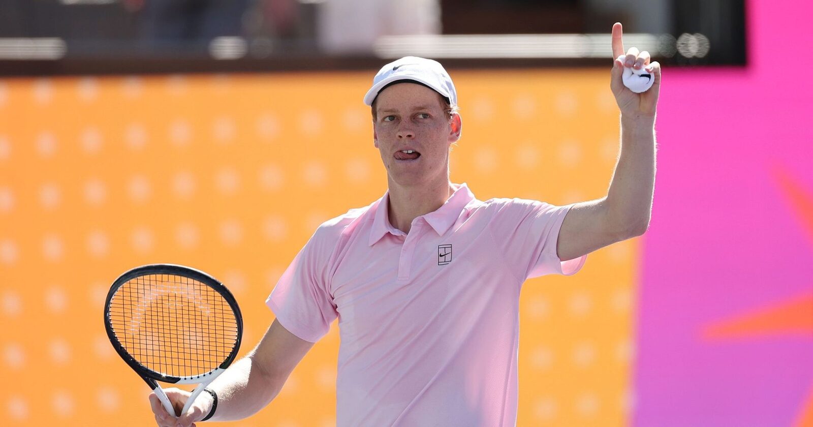 Sinner, regele de la indian wells: Îl face KO pe medvedev și scrie istorie!