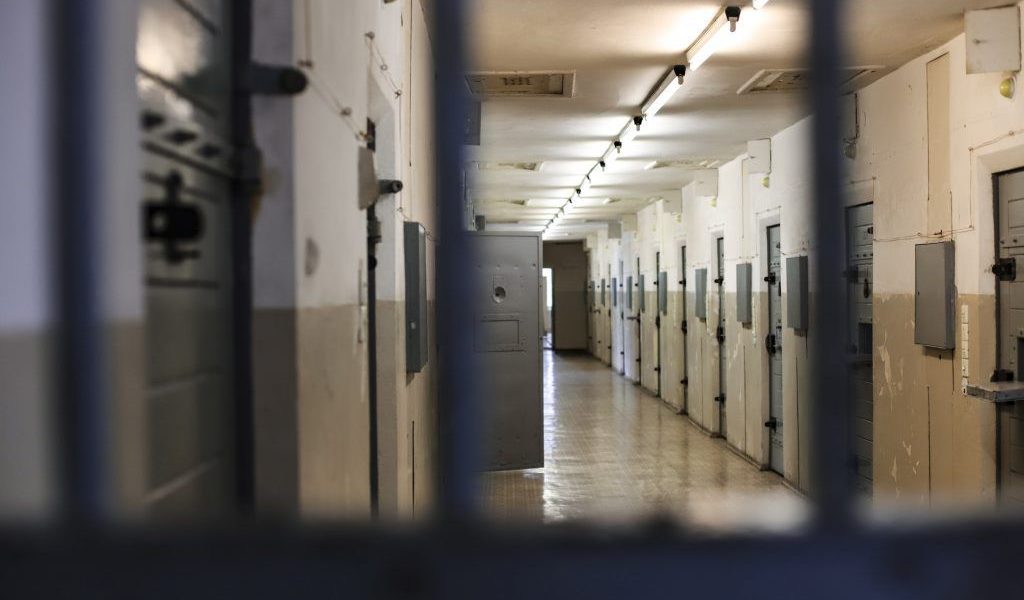 Adrian Chesnoiu, fost ministru al Agriculturii, condamnat la închisoare cu executare Înalta Curte de Casație și Justiție a pronunțat o sentință importantă în dosarul fostului ministru al Agriculturii, Adrian Chesnoiu