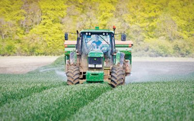 Criza îngrășămintelor lovește agricultura globală: Rusia, în centrul problemelor Războiul și tensiunile geopolitice au creat o criză majoră în sectorul îngrășămintelor, cu efecte directe asupra agriculturii globale