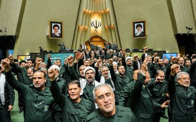 Iranul, în război total: Teheranul lansează atacuri coordonate menite să destabilizeze Orientul Mijlociu Un plan strategic elaborat de liderul suprem al Iranului, ayatollahul Ali Khamenei, și de comandanții de vârf ai țării, urmărește să destabilizeze Orientul Mijlociu