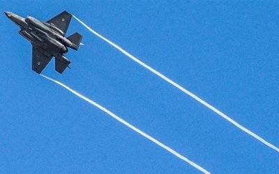 F-35I israelian doboară un avion de antrenament iranian: O premieră în istoria aviației Un avion de vânătoare F-35I „Adir” al Israelului a doborât un avion de antrenament iranian Yak-130, marcând o premieră istorică: pentru prima dată, un astfel de avion avansat doboară un avion de luptă manevrat de un pilot