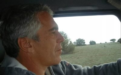 Victimele lui Epstein dau în judecată guvernul american și Google, după o breșă de securitate la nivel înalt Victimele lui Jeffrey Epstein, finanțistul acuzat de trafic de minore, au deschis o acțiune în instanță împotriva guvernului Statelor Unite și a companiei Google