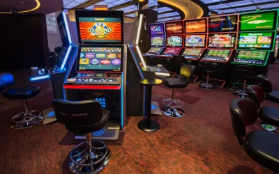 Buzău, pe cale să limiteze accesul la sălile de jocuri: Un proiect de hotărâre vizează eliminarea treptată Un proiect de hotărâre inițiat de consilierul independent Laurențiu Stîlpeanu propune încetarea acordării și prelungirii autorizațiilor de funcționare pentru sălile cu aparate tip slot-machine din municipiul Buzău