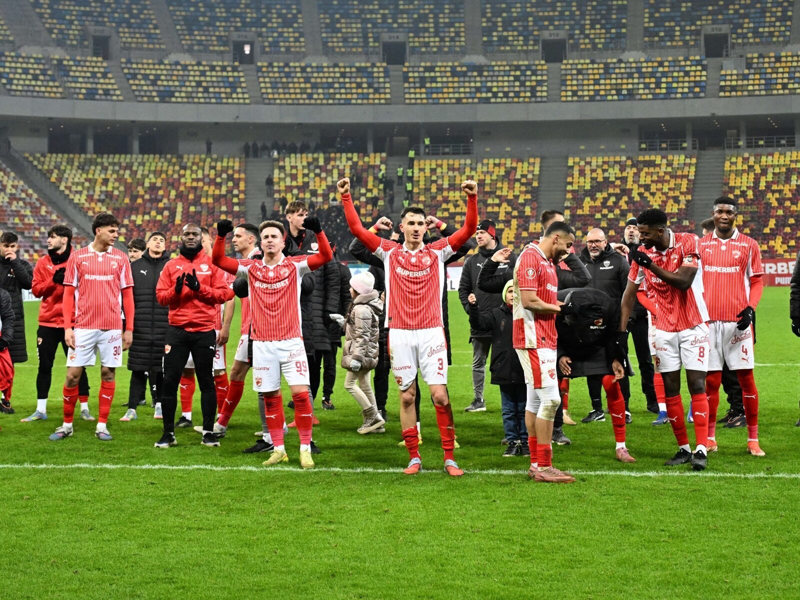 Fără goluri, Dinamo se clatină. Cine e „eroul” lui Kopic pentru play-off?