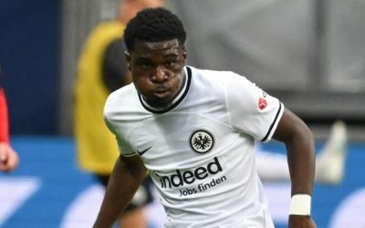 Dina-Ebimbe povestește despre ratarea transferului la AS Monaco și despre PSG-ul învingător în Champions League Fostul jucător de la Eintracht Frankfurt, Dina-Ebimbe, a vorbit recent despre experiența sa marcată de ratarea unui transfer la AS Monaco, dar și despre diferențele dintre echipa sa de la Paris Saint-Germain și cea care a triumfat în Champions League