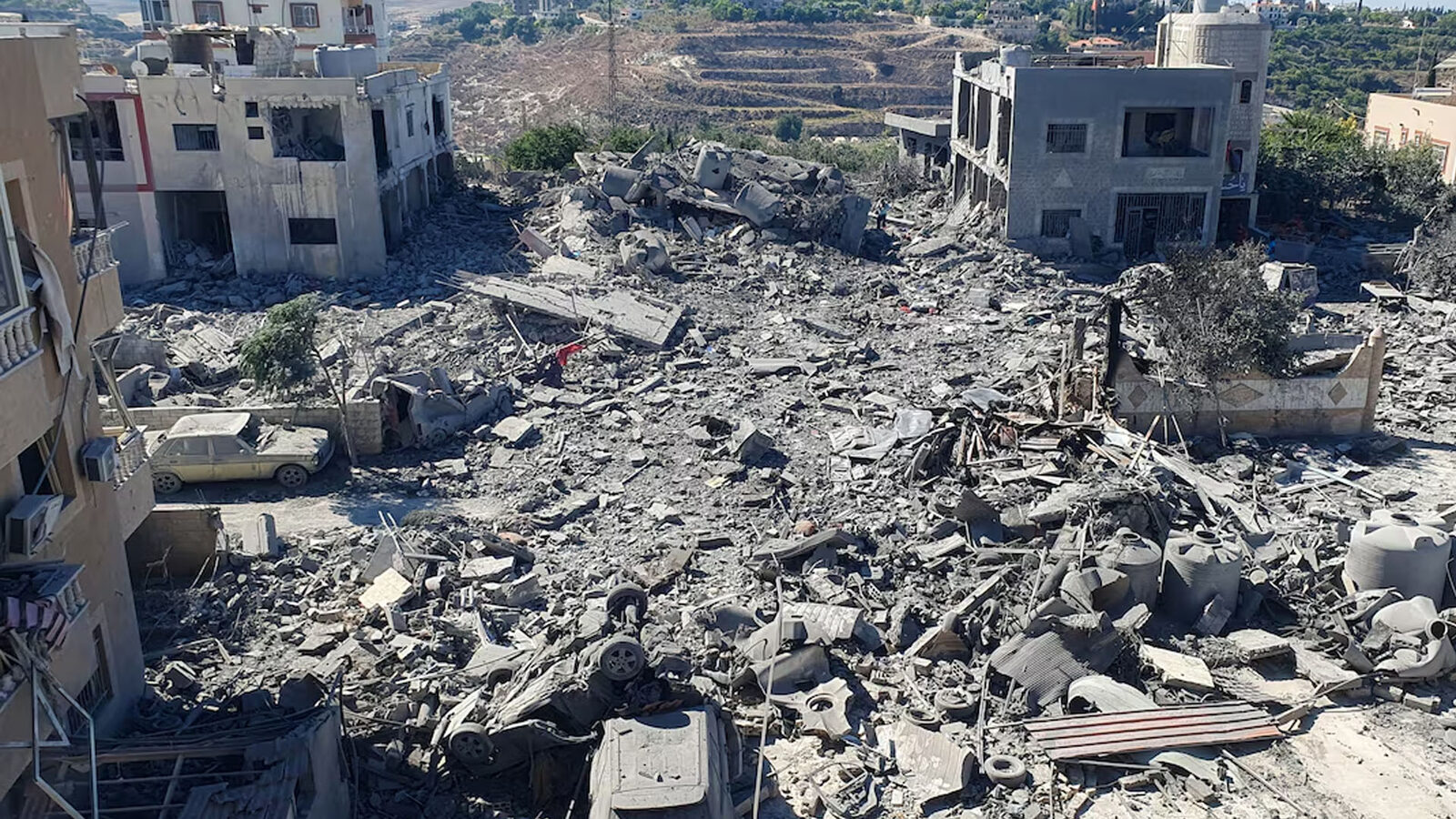 Război în Orientul Mijlociu: Atacuri continuă, tensiunile cresc Conflictul din Orientul Mijlociu se intensifică rapid, intrând în a treia zi de atacuri americano-israeliene asupra Iranului