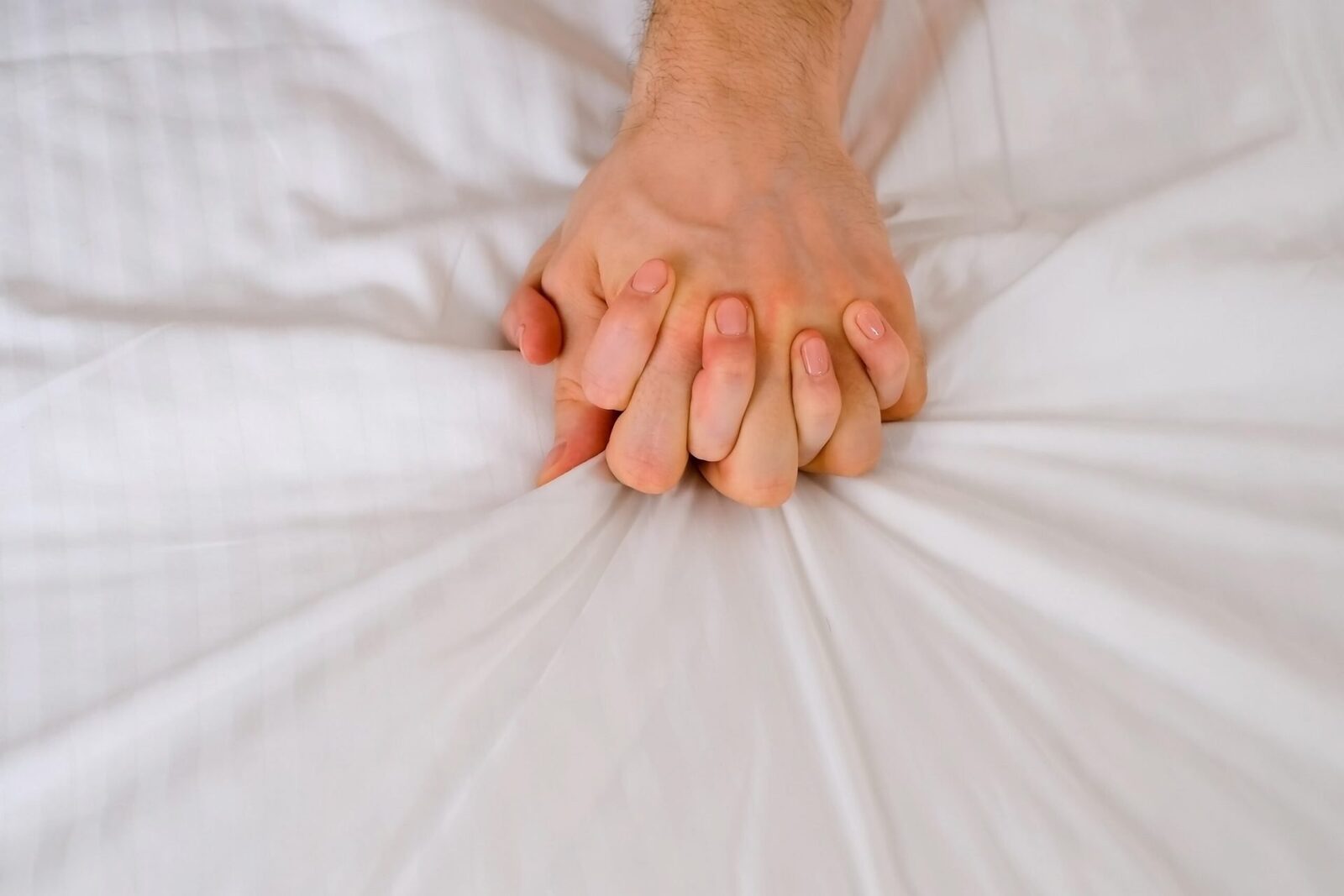 „Viagra feminină”: un medicament controversat în lupta pentru dorința sexuală feminină În anii 2000, Barbara Gattuso, o femeie căsătorită de zeci de ani, a participat la un studiu clinic pentru un medicament experimental destinat să trateze pierderea libidoului la femei