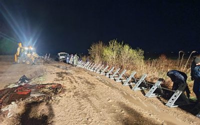 Drumul Judetean 205D din Vrancea, în pericol de prăbușire; 10.000 de locuitori, în pericol de izolare Administrația Națională „Apele Române” (ANAR) a anunțat că echipele de intervenție lucrează pentru a stabiliza un tronson al Drumului Județean 205D din județul Vrancea, afectat de condițiile hidrometeorologice extreme