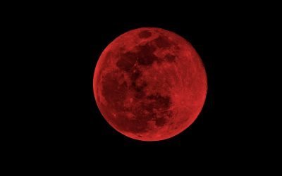 Luna Sângerie revine pe cer în 2026: Ce trebuie să știm despre eclipsa totală de lună O eclipsă totală de Lună, cunoscută și sub numele de „Luna Sângerie” sau „Luna Roșie”, va putea fi observată pe cerul nopții pe data de 3 martie 2026