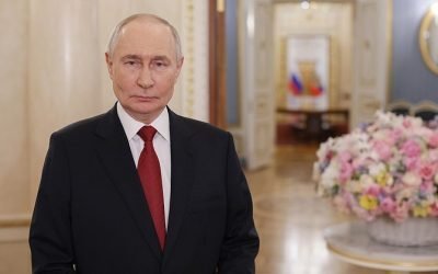 Putin transmite urări de ziua femeii