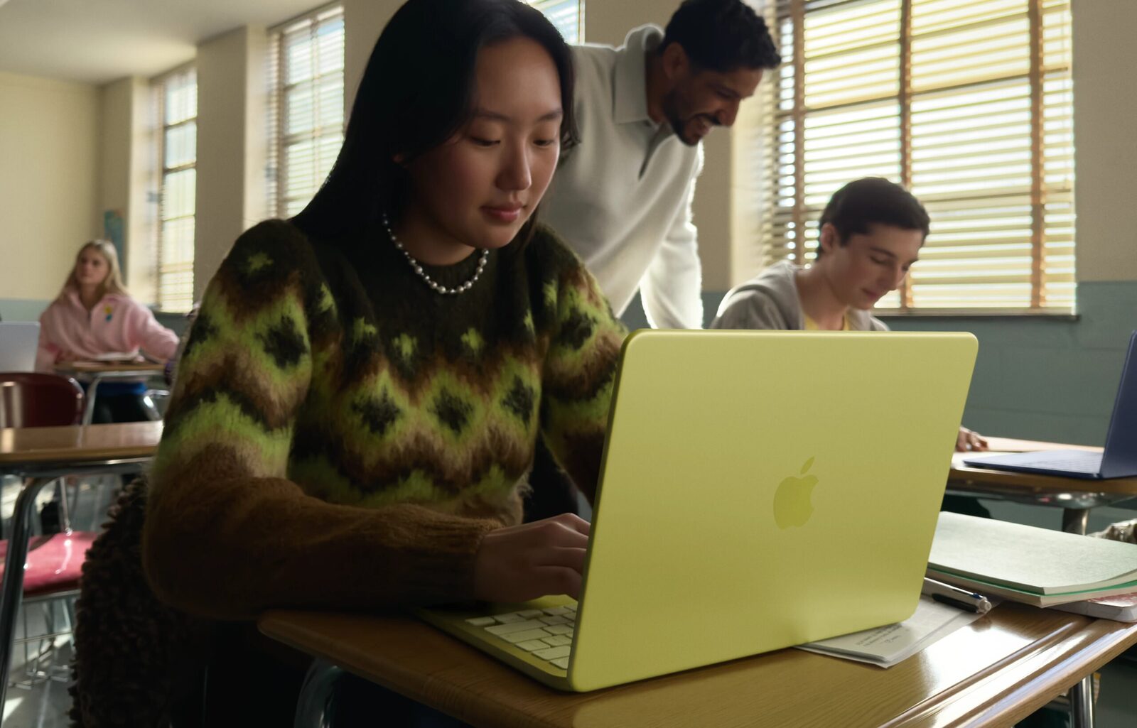 Apple vrea mai mulți elevi: Țintește piața educațională