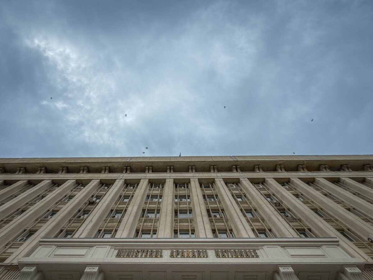 România: Fără amenințare militară directă. Vigilenta sporită pe fondul tensiunilor.
