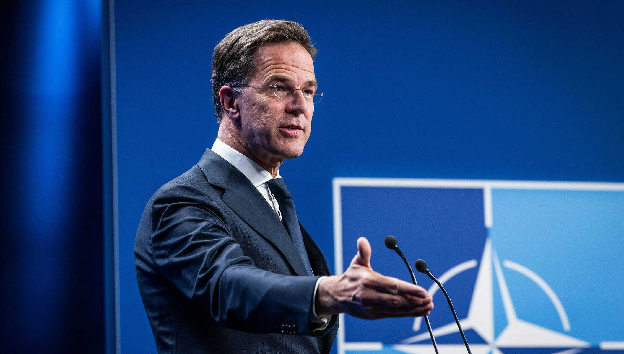 Reacții de sprijin pentru loviturile SUA și Israel contra Iranului în Europa, afirmă secretarul general NATO Skopje, Macedonia de Nord – Secretarul general al NATO, Mark Rutte, a indicat marți, în timpul unei vizite la Skopje, că loviturile lansate de Statele Unite și Israel împotriva Iranului beneficiază de un „sprijin larg” în Europa
