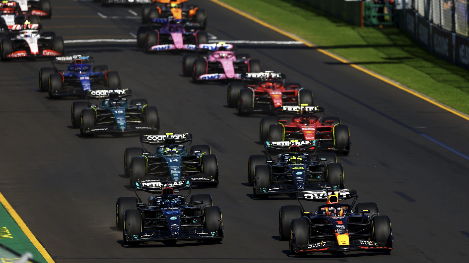 Formula 1, zguduită de anulări: Marile Premii din Bahrain și Arabia Saudită, suspendate Sezonul de Formula 1 din 2026 va fi afectat semnificativ