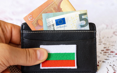 Bulgaria dă ajutor financiar pentru șoferi afectați de scumpirea carburanților Guvernul interimar din Bulgaria pregătește un program de sprijin pentru șoferii cu venituri mici, ca răspuns la creșterea prețurilor la combustibili