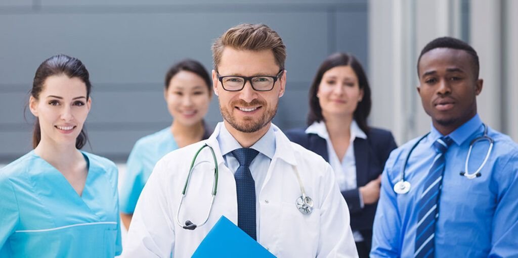 RoMeDi: O platformă pentru conectarea medicilor români din diaspora cu sistemul medical din țară O nouă inițiativă își propune să aducă mai aproape medicii români care profesează în străinătate de sistemul medical din România