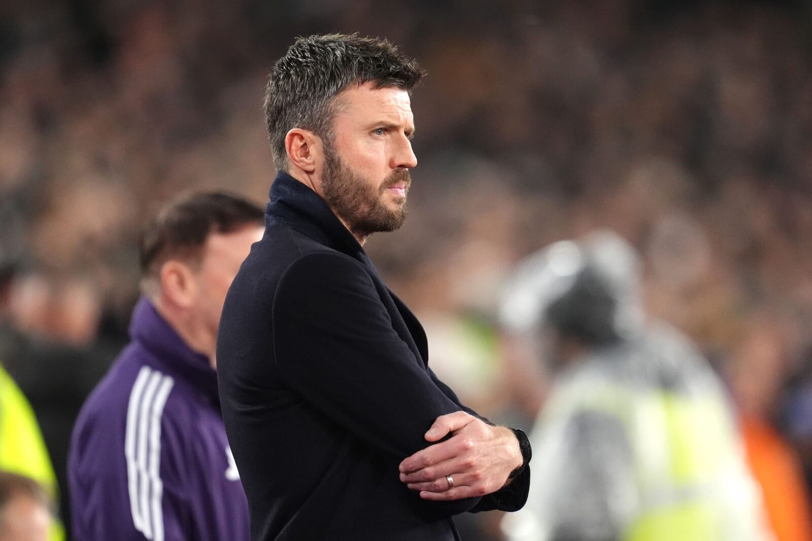Evra sare în apărarea lui Carrick, criticând foștii colegi de la Manchester United Fostul fundaș al lui Manchester United, Patrice Evra, a sărit în apărarea actualului antrenor interimar al echipei, Michael Carrick, în urma criticilor venite din partea foștilor jucători emblematici ai clubului, Gary Neville, Paul Scholes și Roy Keane