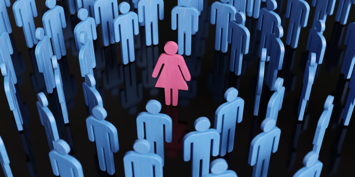 Misoginia online: tinerii, expuși la atacuri tot mai frecvente O adolescentă de 15 ani a stârnit o dezbatere amplă despre impactul rețelelor sociale asupra tinerilor, după ce a dezvăluit experiențele sale zilnice de misoginie online