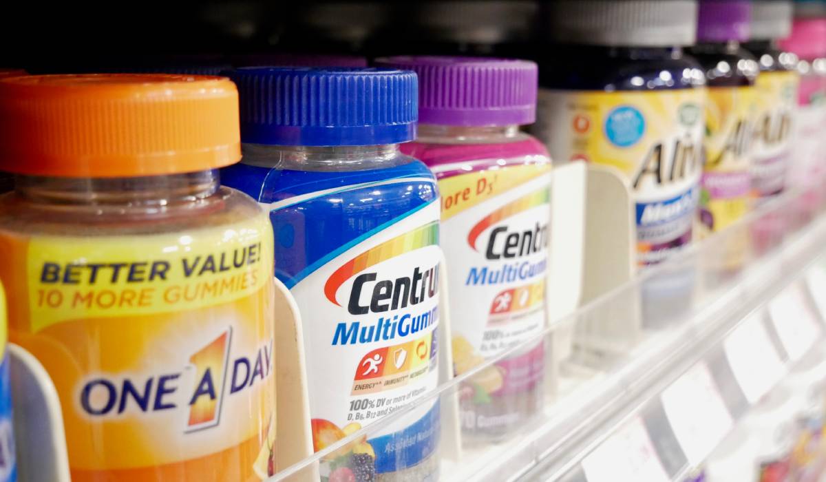 Multivitaminele: Promisiuni și Recomandări din Perspectiva Experților Suplimentele cu multivitamine se numără printre cele mai consumate produse la nivel global, dar utilizarea și beneficiile lor sunt adesea înconjurare de neclarități