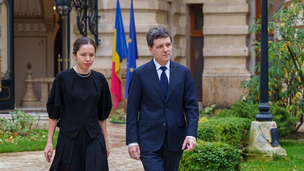 Delegație oficială a României, la summitul dedicat educației digitale a copiilor, organizat la Washington D.C