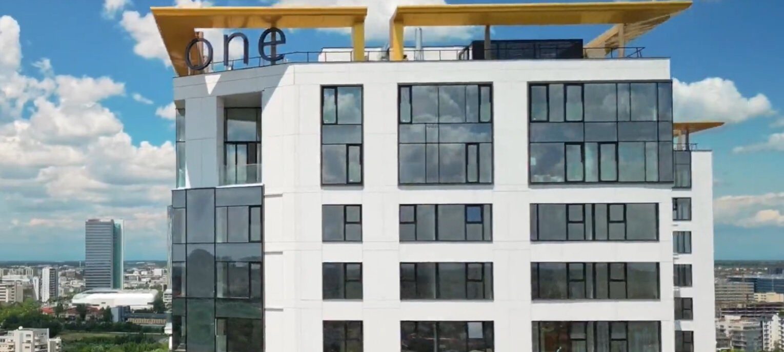 One United Properties vrea să se extindă în străinătate în 2026, după ce a pus ochii pe noi piețe din România Dezvoltatorul imobiliar One United Properties, listat pe Bursa de Valori București (BVB) sub simbolul ONE, intenționează să își extindă operațiunile în afara României în anul 2026
