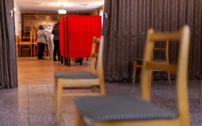 Morminte COVID-19 exhumate în Grecia: Trupuri nedescompuse după cinci ani Autoritățile din Kavala, un oraș din nordul Greciei, se pregătesc să exhumeze aproximativ 150 de morminte ale victimelor COVID-19