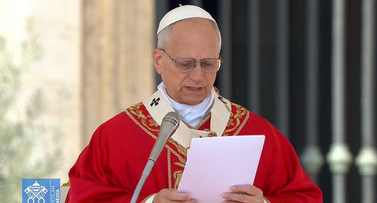 Papa Leon condamnă războiul și transmite un mesaj de pace în Piața „Sfântul Petru” Mii de creștini s-au adunat în Piața „Sfântul Petru” din Vatican pentru a participa la procesiunea de Florii, unde Papa Leon a oficiat slujba