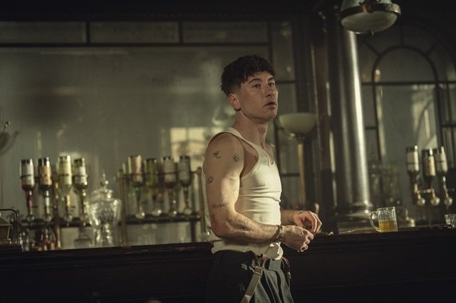 Barry Keoghan preia conducerea Peaky Blinders într-o nouă aventură pe Netflix Vineri, 11 octombrie, a debutat pe Netflix „Peaky Blinders: Bărbatul Nemuritor”, aducând pe ecran o nouă generație de gangsteri